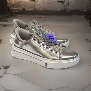 NEW Sketchers Snoop Dogg Silver Metallic WOMENS Size 7.5